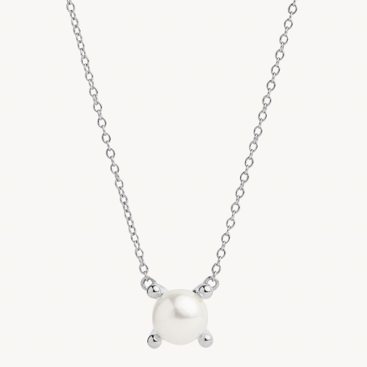 Moana Pearl Necklace